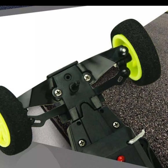 Mini Racing Car Remote Controled - Picture 7 of 13